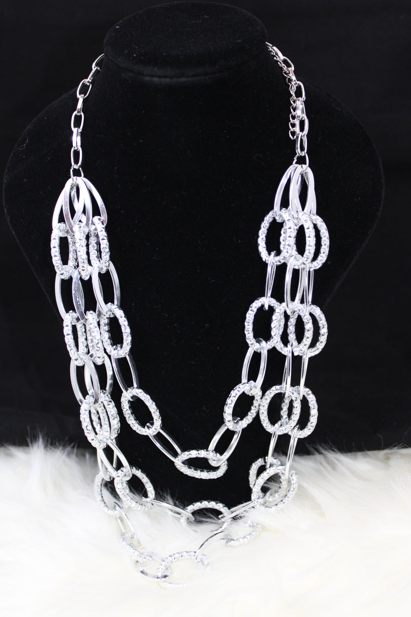 Exaggerated Layers Chain